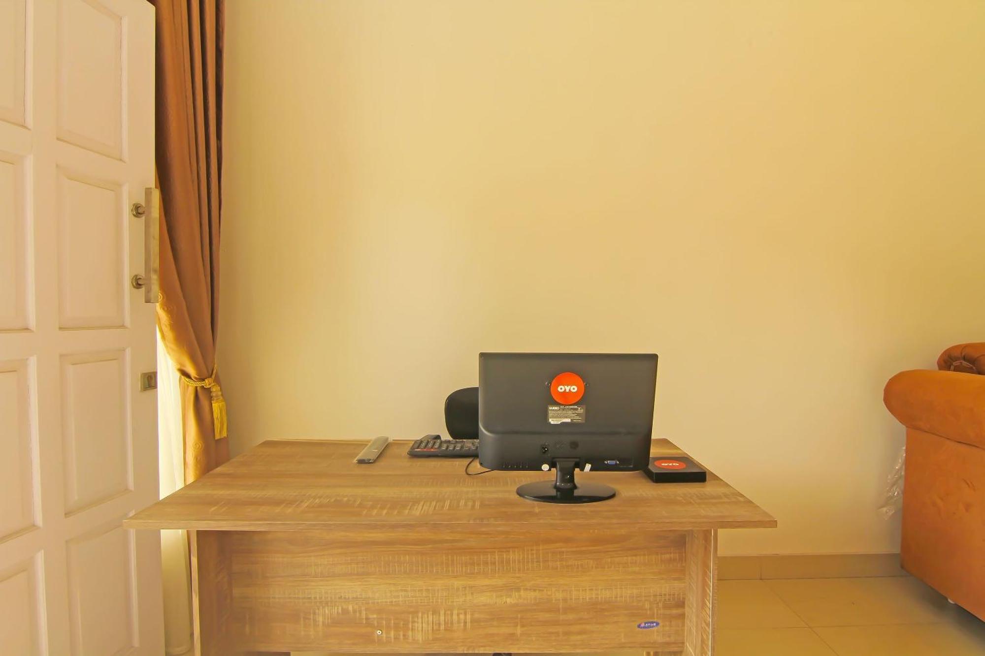Utama Residence Padang  Buitenkant foto